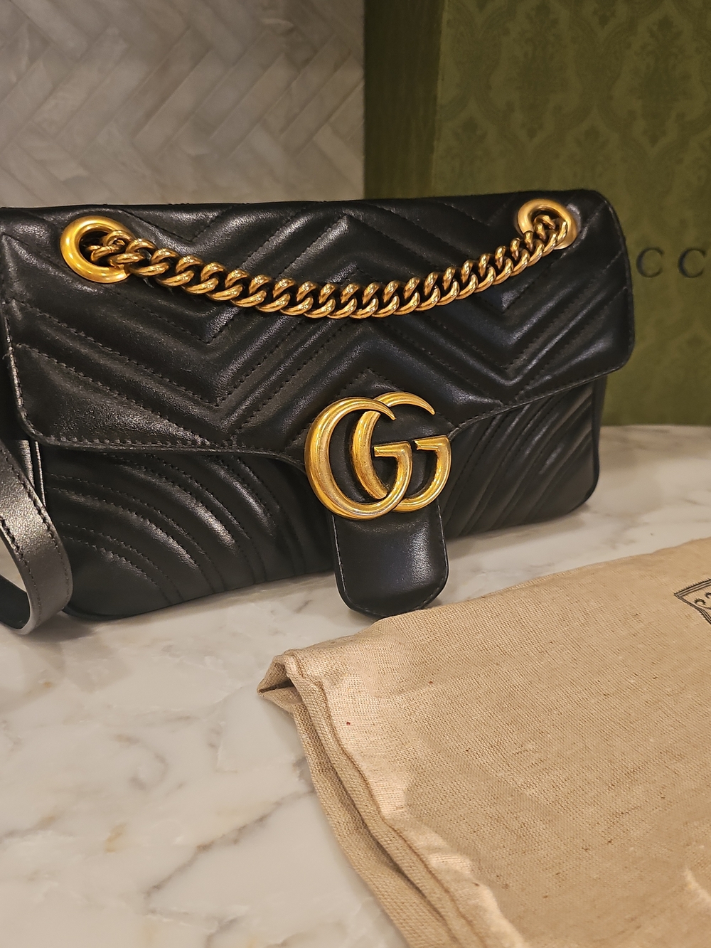 Gucci GG Marmont Medium Matelassé Black Leather Shoulder Bag Gold Chain Crossbod